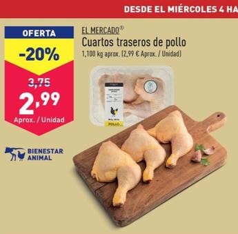 Oferta de El mercado - Cuartos traseros de pollo por 2,99€ en ALDI