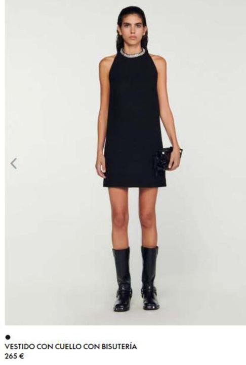 Oferta de Vestido Con Cuello Con Bisuteria por 265€ en Sandro