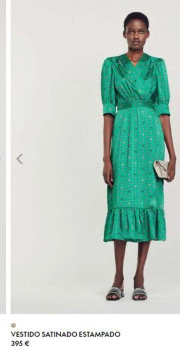 Oferta de Vestido Satinado Estampado por 395€ en Sandro