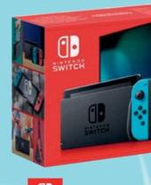 Oferta de Nintendo Switch - Consola + Pack 3 Juegos Sonic en Carrefour