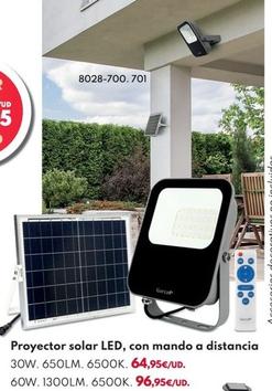 Oferta de Proyector Solar Led, Con Mando A Distancia por 64,95€ en BricoCentro
