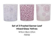 Oferta de Set Of 3 Frosted Garner Leaf Mixed Glass Votives en Laura Ashley