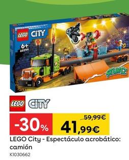 Oferta de Lego - City Espectáculo Acrobático: Camión por 41,99€ en ToysRus