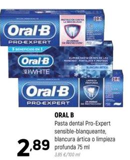 Oferta de Oral B - Pasta Dental Pro-Expert Sensible-Blanqueante por 2,89€ en Coviran