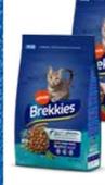 Oferta de Brekkies - Alimento seco  para gatos adultos buey o pescado  por 11,35€ en Carrefour