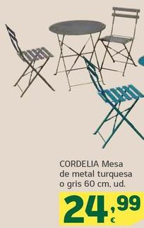 Oferta de Cordelia Mesa De Metal Turquesa O Gris 60 Cm por 24,99€ en HiperDino