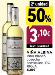 Oferta de Viña Albina - Vino Blanco Cosecha Semidulce , Do Rioja por 6,19€ en Hiber