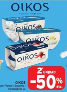 Oferta de Oikos - Con Fresas / Sabores / Stracciatella en SPAR Fragadis