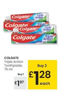 Oferta de Colgate - Triple Action Toothpaste por 1,97€ en Eroski