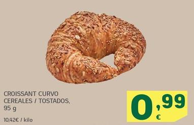 Oferta de Croissant Curvo Cereales / Tostados por 0,99€ en HiperDino