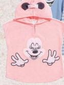 Oferta de Camiseta protección solar 3 meses - 4 años  o Capa baño con capucha 6 - 12 o 23 meses licencias Disney por 11,99€ en Carrefour