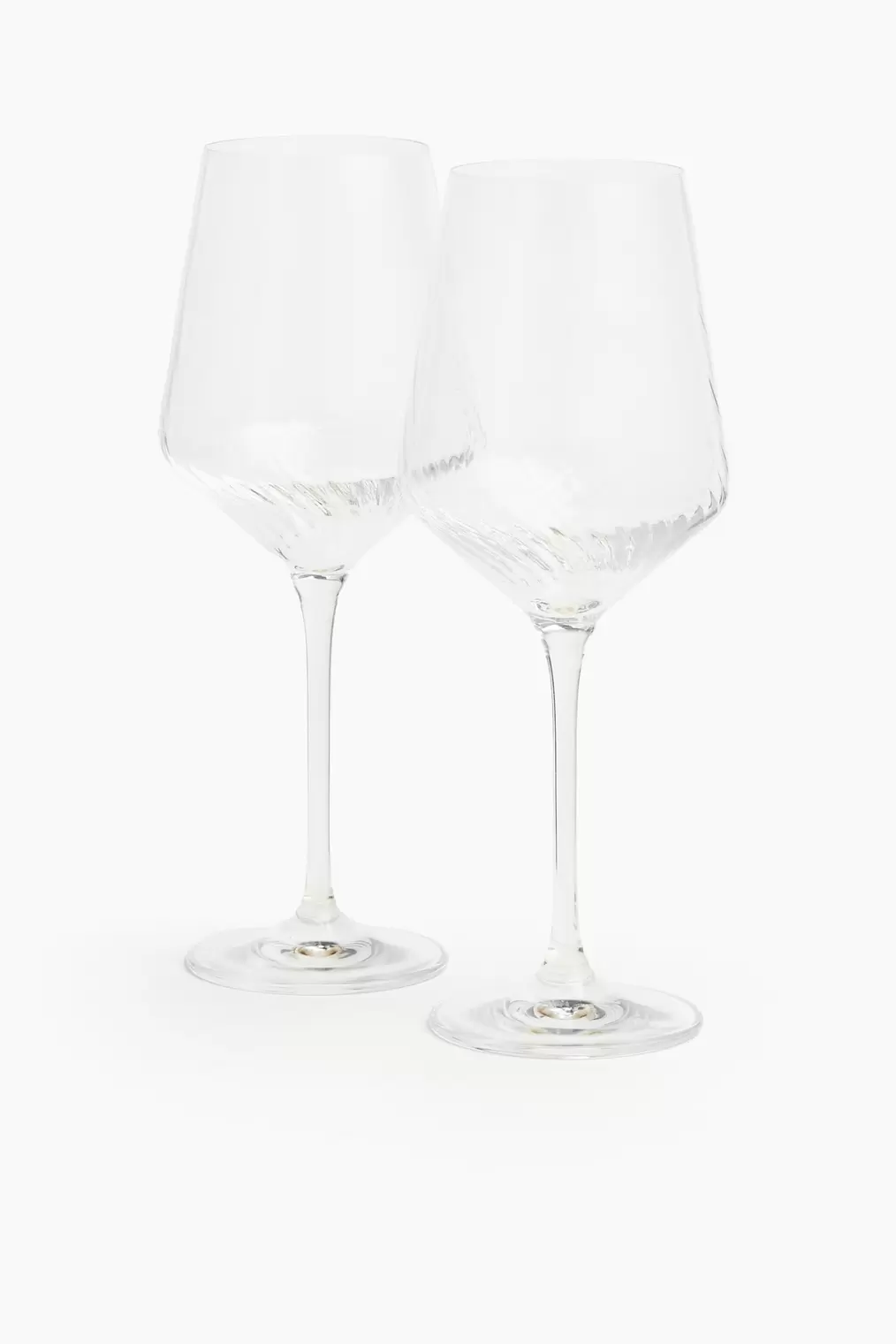 Oferta de Pack de 2 copas de vino por 15,99€ en H&M