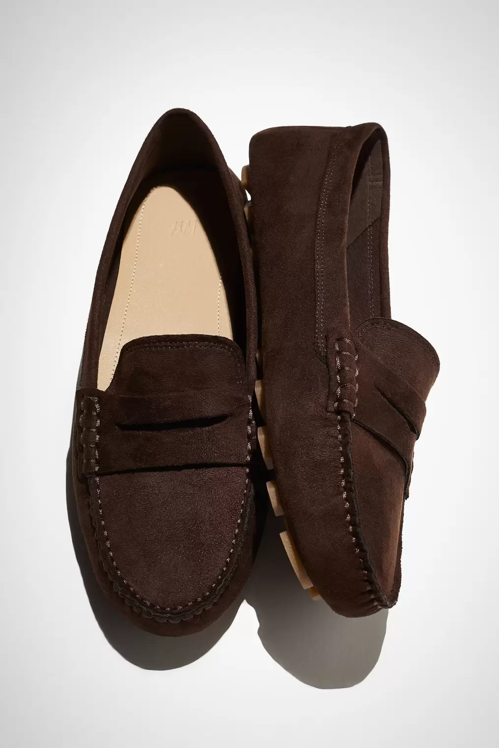 Oferta de Mocasines cepillados por 27,99€ en H&M