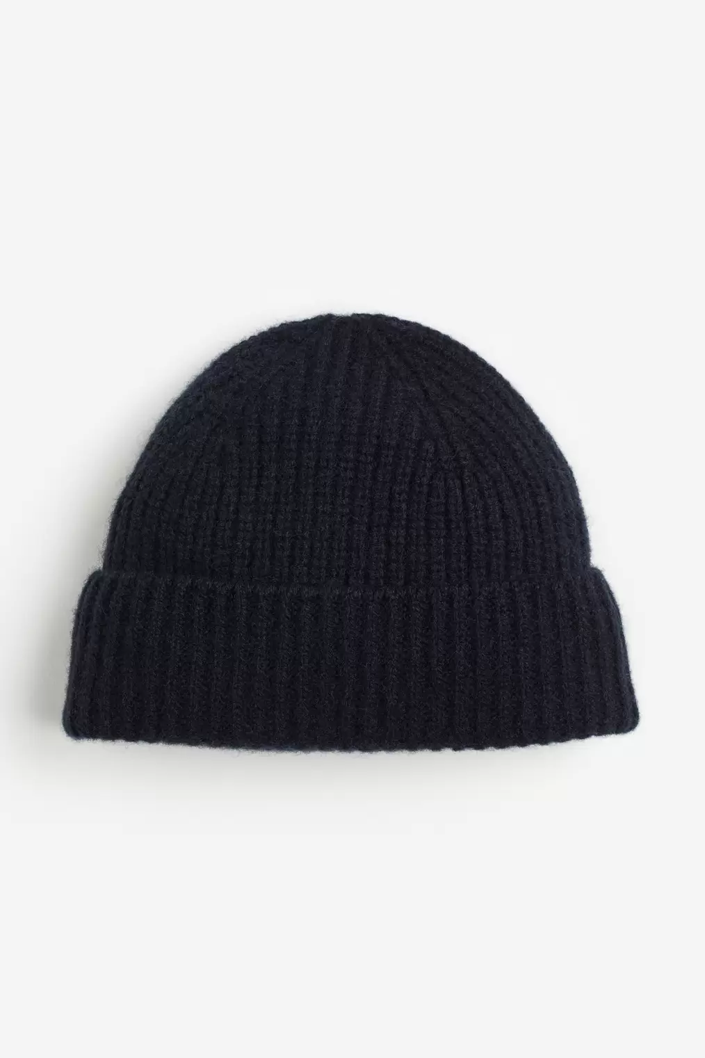 Oferta de Gorro en canalé de cachemira por 3012,99€ en H&M