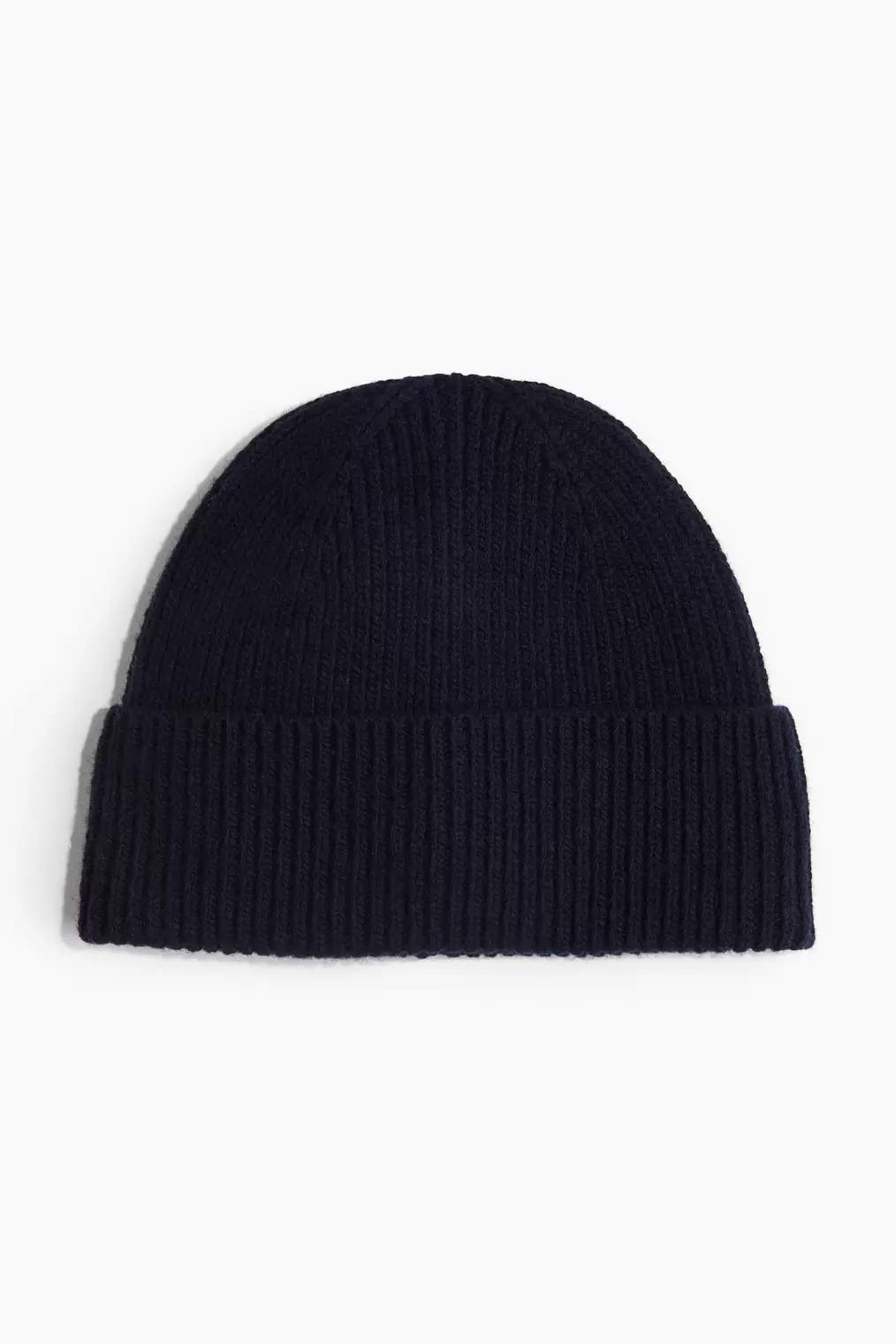Oferta de Gorro en punto de canalé de mezcla de lana por 307,99€ en H&M