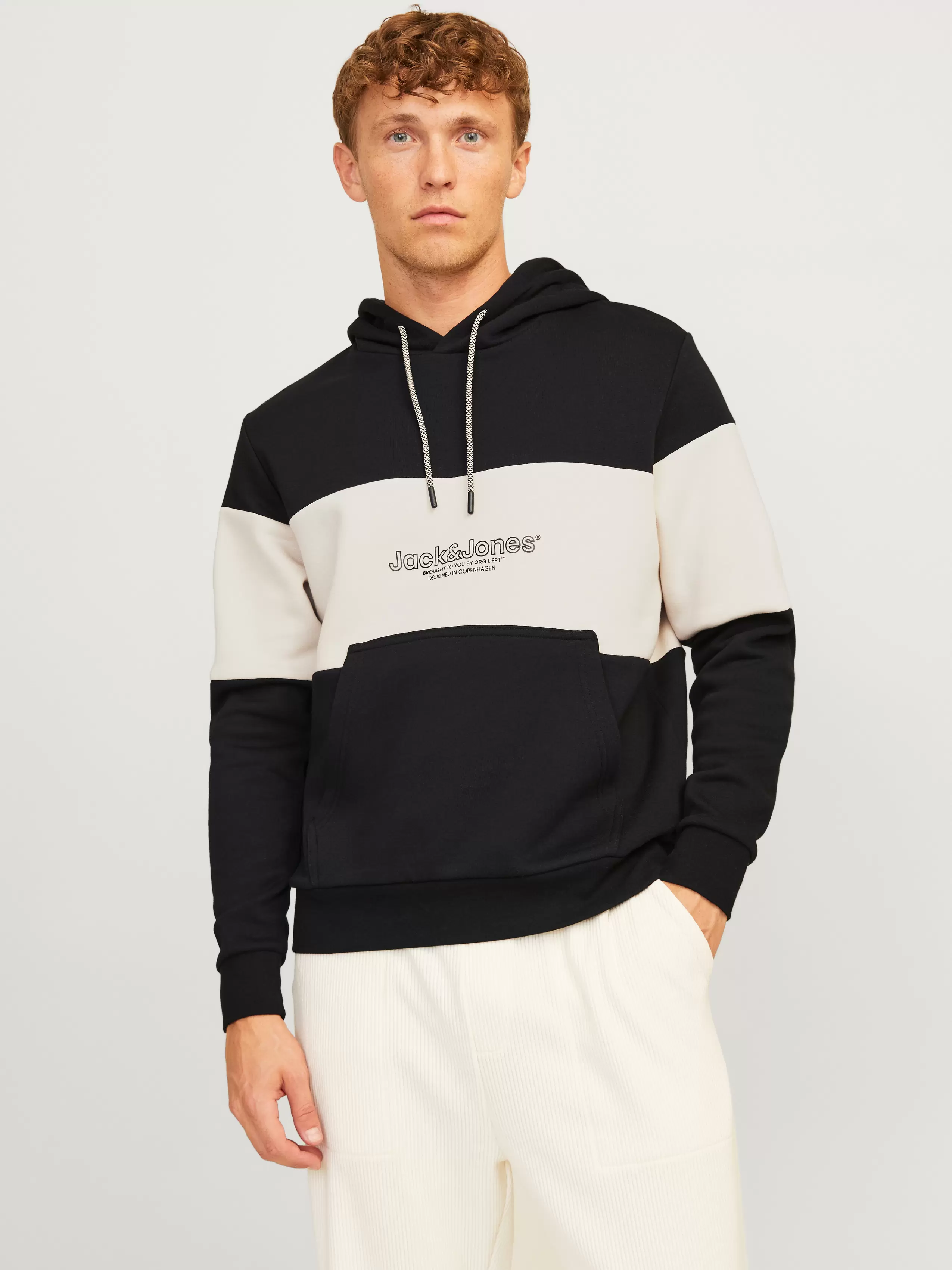 Oferta de Sudadera con capucha Bloques de color por 29,99€ en Jack & Jones