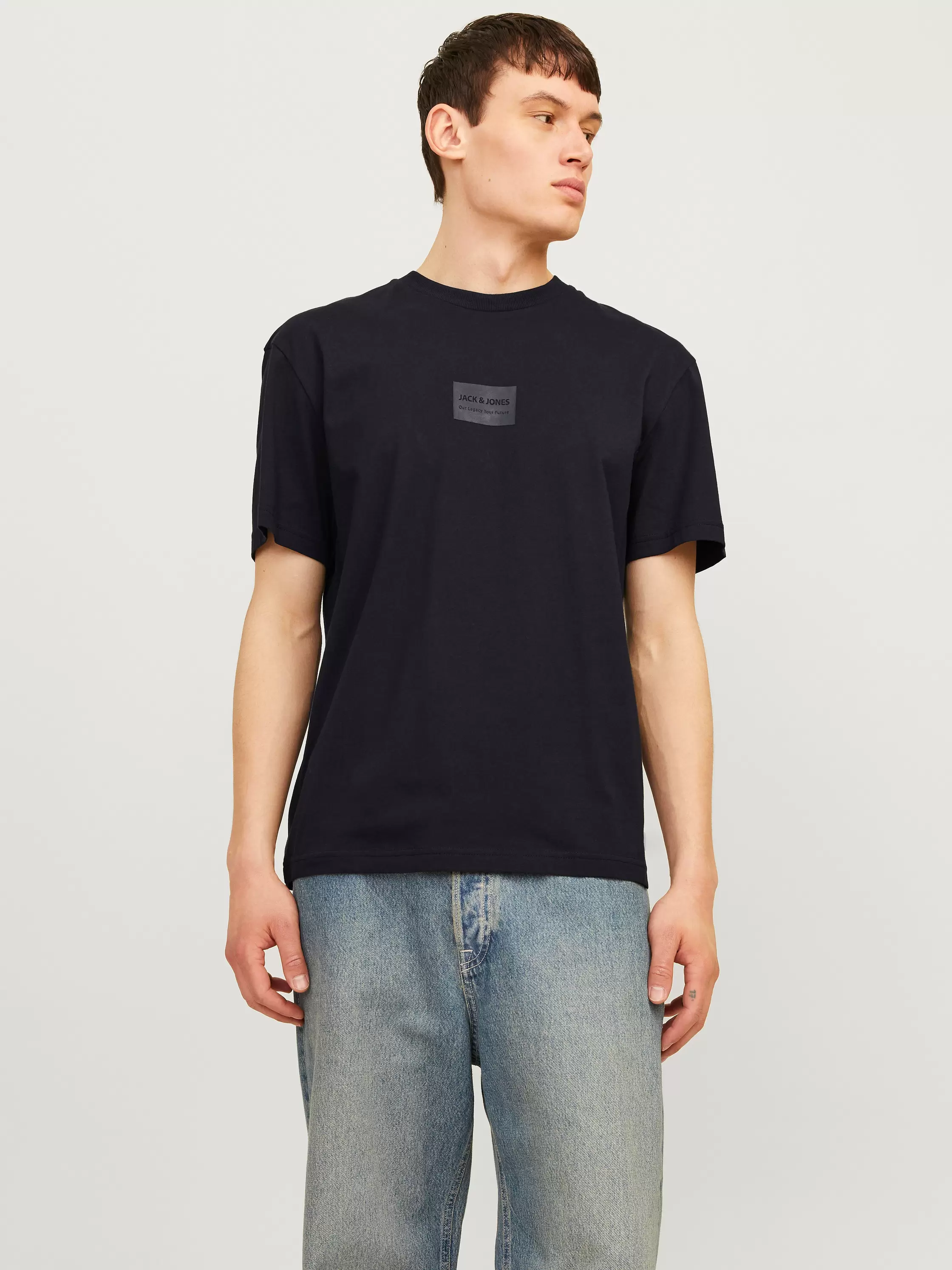 Oferta de Camiseta Estampado Cuello redondo por 14,39€ en Jack & Jones