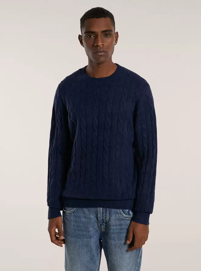 Oferta de Pullover morbido a trecce por 19,99€ en Alcott