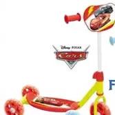 Oferta de  Primer Patinete 3 Ruedas Cars 3 en ToysRus