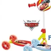 Oferta de  Primer Patinete 3 Ruedas Cars 3 en ToysRus