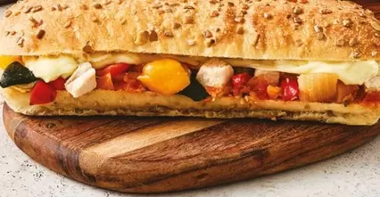 Oferta de Hot Chicken Seeded Panini por 6,5€ en Ryanair