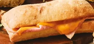 Oferta de Hot Bacon Baguette por 6,5€ en Ryanair