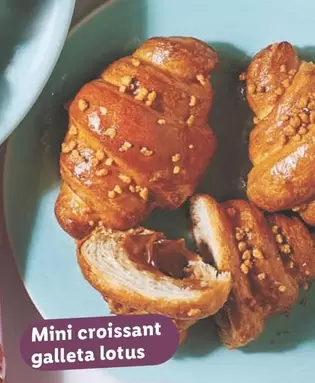 Oferta de Mini Croissant Galleta Lotus por 0,39€ en Lidl