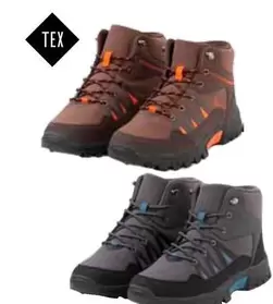 Oferta de TEX - En Todos Los Deportivos Y Botas Trekking De Adults O Infantil en Carrefour