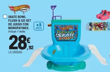 Oferta de Hot Wheels - Skate Bowl Flush & Go Set De Juego Con Monopatines por 28,92€ en E.Leclerc