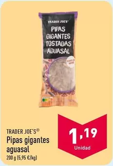 Oferta de Trader Joe´s - Pipas Gigantes Aguasal por 1,19€ en ALDI