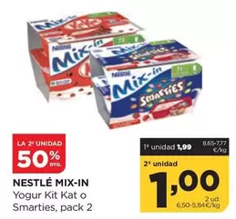 Oferta de Nestlé - Mix-in Yogur Kit Kat O Smarties por 1,99€ en Alimerka