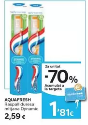 Oferta de Aquafresh - Raspall Duresa Mitjana Dynamic por 2,59€ en Caprabo