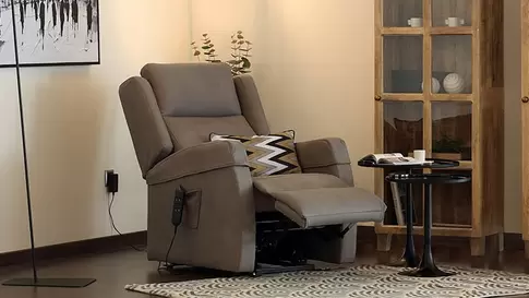 Oferta de Sillón Relax Power Lift Miño por 936€ en Galerías del Tresillo