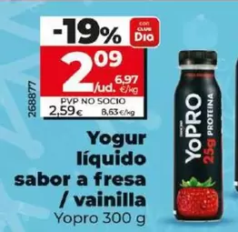 Oferta de YoPRO - Yogur Liquido Sabor A Fresa/Vainilla por 2,09€ en Dia