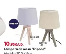 Oferta de Lámpara De Mesa "Tripode" por 10,95€ en BricoCentro