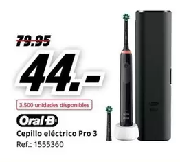 Oferta de Oral B - Cepillo Eléctrico Pro 3 por 44€ en MediaMarkt