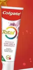 Oferta de Colgate - En Dentifricos Total Advanced Y Sensitive, Cepillos Manuales Y Enjuagues en Carrefour