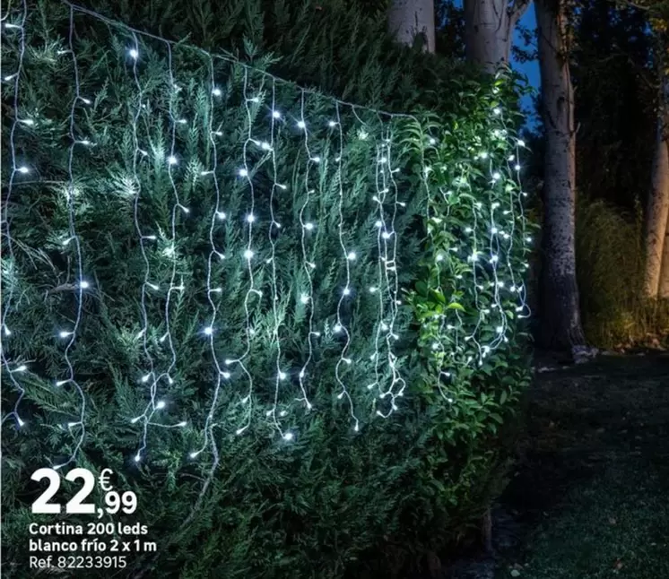 Oferta de Blanco - Cortina 200 Leds  Fria 2 X Im por 22,99€ en Leroy Merlin