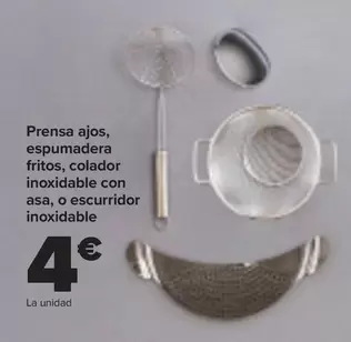 Oferta de Prensa Ajos, Espumadera Fritos, Colador Inoxidable Con Asa, O Escurridor Inoxidable por 4€ en Carrefour