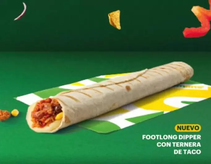 Oferta de Footlong Dipper Con Ternera De Taco en Subway