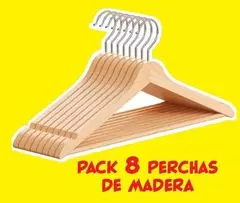 Oferta de Pack 8 Perchas De Madera por 6€ en Outlet Hogar