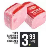 Oferta de Serrano - York Sandwich  Envasado por 3,99€ en Family Cash