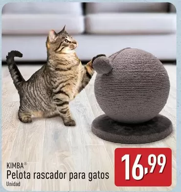 Oferta de Kimba - Pelota Rascador Para Gatos por 16,99€ en ALDI