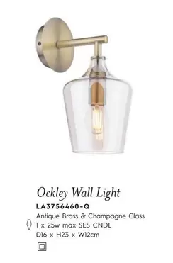 Oferta de Glass - Ockley Wall Light en Laura Ashley
