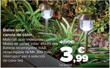 Oferta de Baliza Solar Cambia De Color por 3,99€ en Carrefour