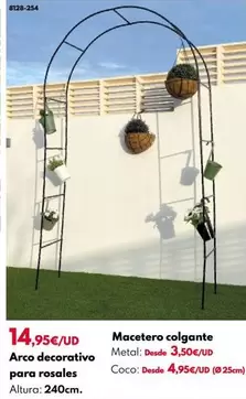 Oferta de Arco Decorativo Para Rosales por 14,95€ en BricoCentro