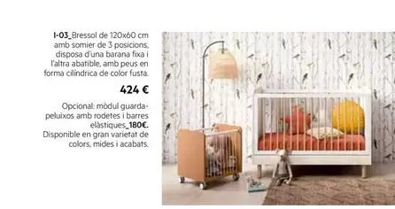 Oferta de Bressol De 120x60 Cm Amb Somier De 3 Posicions, Disposa D'una Barana Fixa I L'altra Abatible, Amb Peus En Forma Cilíndrica De Color Fusta. por 424€ en MacMobles