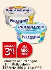 Oferta de Philadelphia - Formatge Natural Original O Light por 3€ en Supermercados Charter