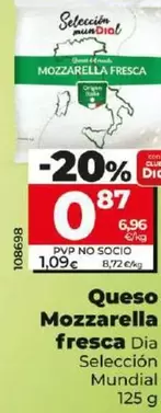 Oferta de Dia Seleccion Mundial - Queso Mozzarella Fresca  por 0,87€ en Dia