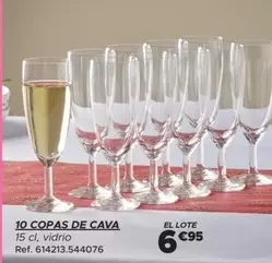 Oferta de 10 Copas De Cava por 6,95€ en GiFi